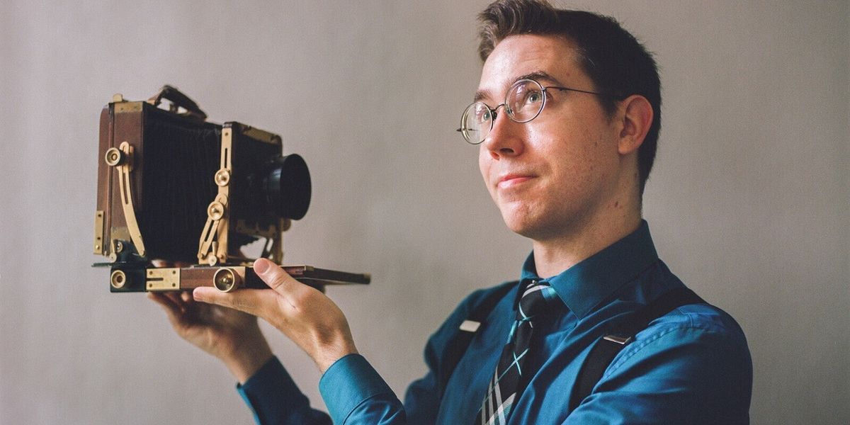 GHOSTLY, GLITCHY, AND GAUCHE: THE SONGS OF SPENCER ROBELEN Will Come tothe Green Room 42