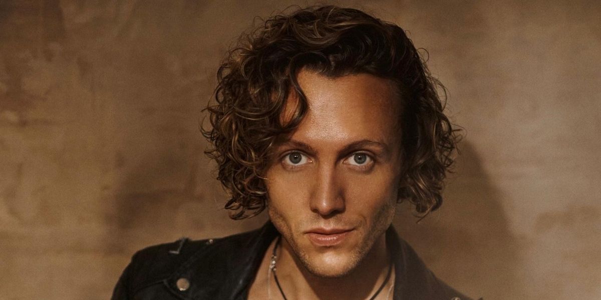 GLENN ADAMSON- LIVE & UNFILTERED Adds Standing Tickets at Hoxton Hall