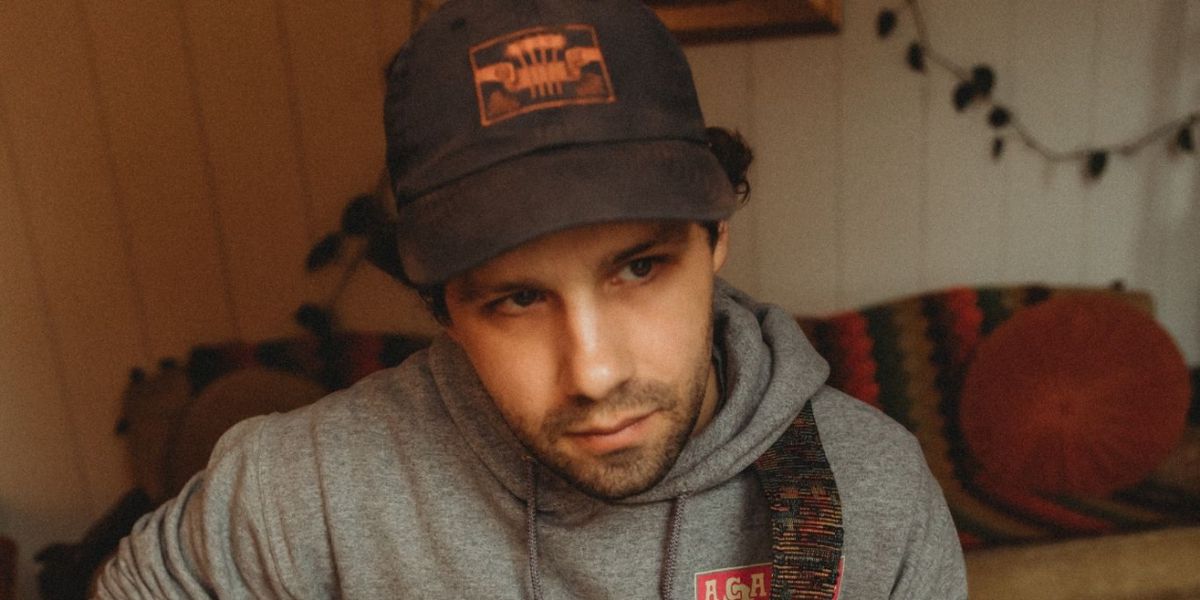 Gabby & The Gondolas Question False Idols On New Single 'Pottery God'