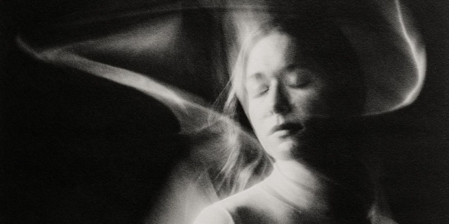 Ghostly Kisses Announce New Album & Share 'On & Off'  Image