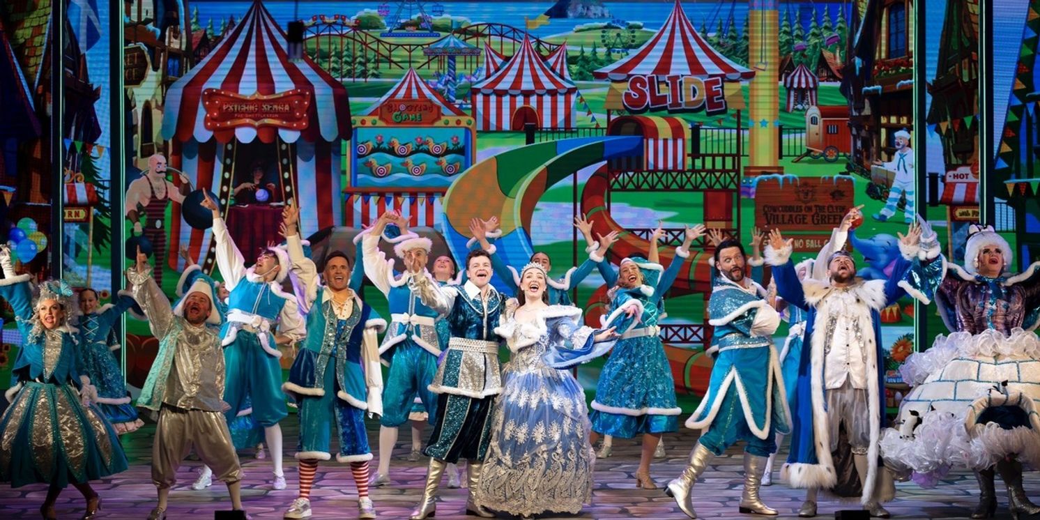 Glasgow Pavilion Celebrates A Giant Success  Image