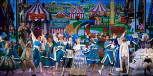 Glasgow Pavilion Celebrates A Giant Success