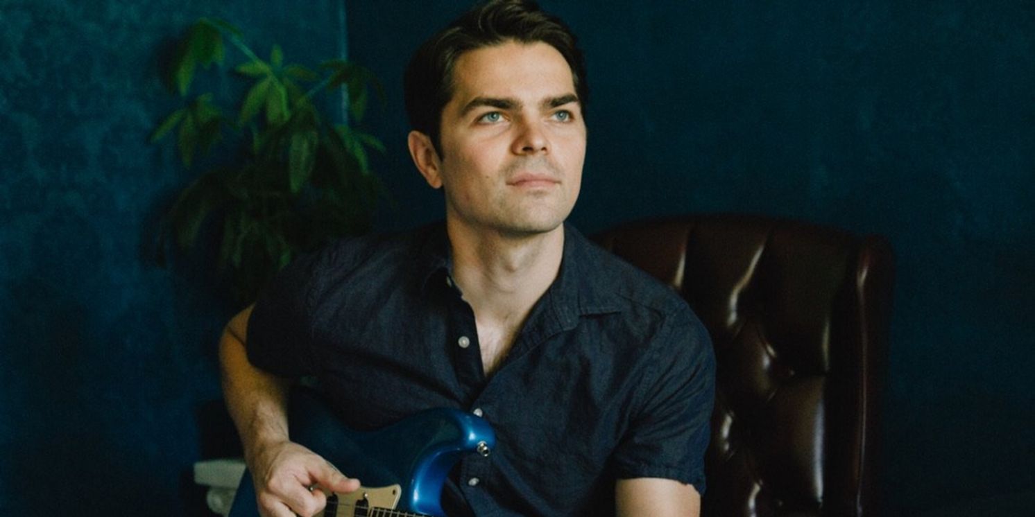 Glen Campbell Tribute RHINESTONES Comes to the Town Hall Theatre in April  Image