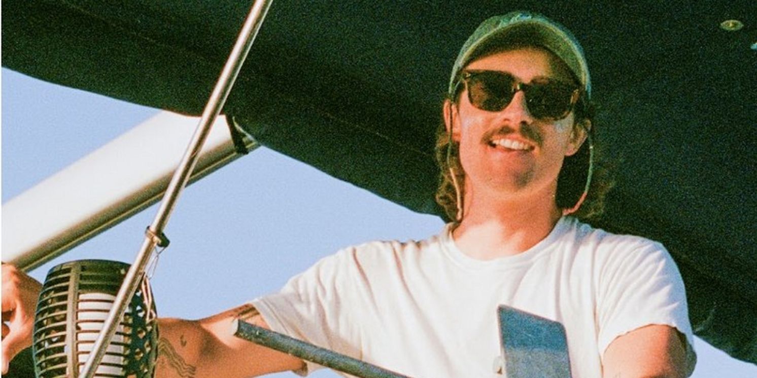 Goth Babe Announces Debut Album 'Lola' & Shares New Track 'Bioluminescene'  Image