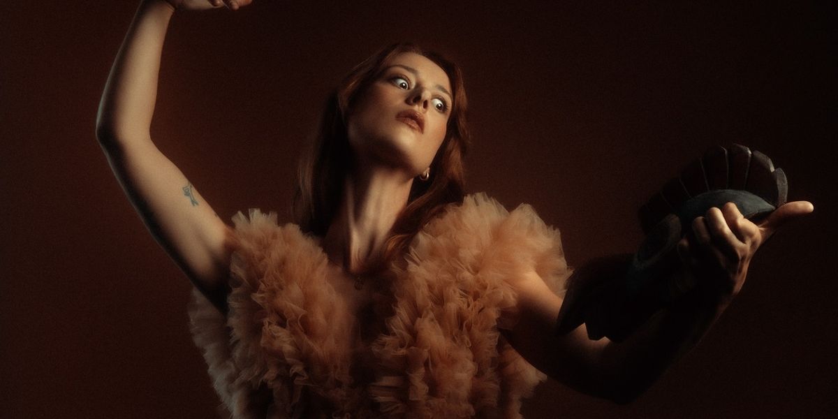 Grace Cummings to Release New Album 'Bloodhorse!' This Summer