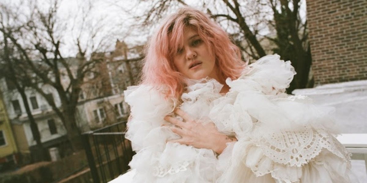 Grace Ives Sets New Album 'Girlfriend' and Headline Tour