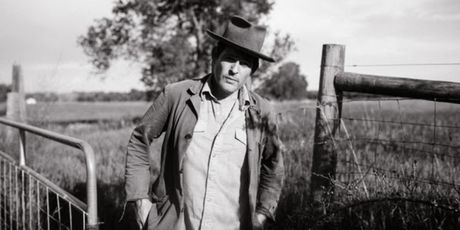 Gregory Alan Isakov Confirms Special Headline Show at Radio City Music Hall with the Color Photo