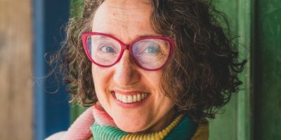 Guest Post: 'It's Told In A Completely Different Language': Deafinitely Theatre’s Artistic Director, Paula Garfield, On Staging Mike Bartlett's BULL