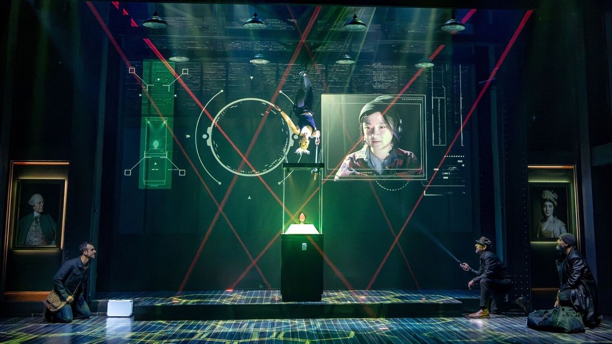 HEIST to Open at Milwaukee Repertory Theater This Holiday Season