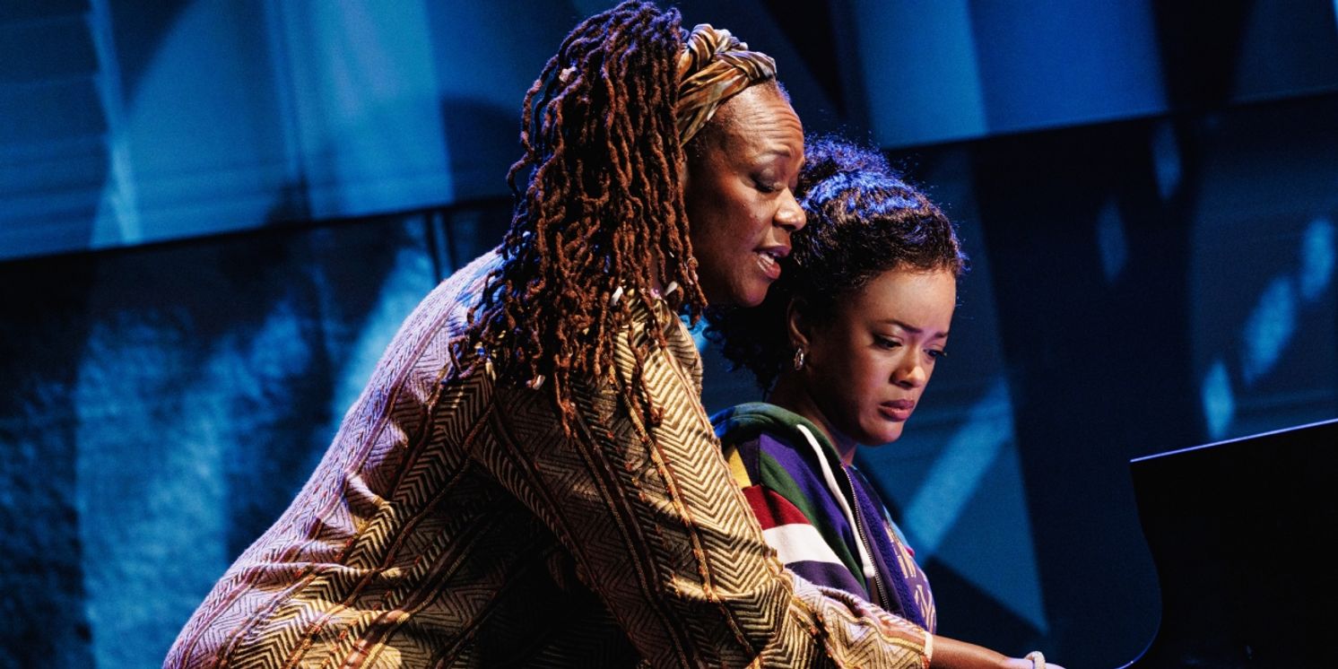 Kecia Lewis Wins 2024 Tony Award for Best Performance by an Actress in a Featured Role in a Musical  Image