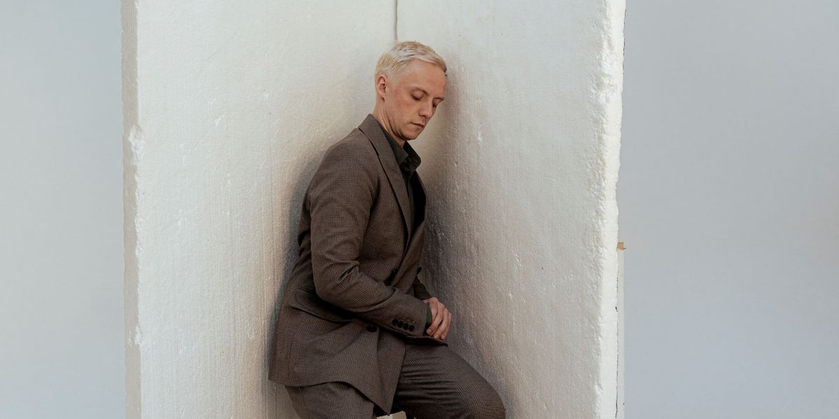 Hamish Hawk Releases Single 'Men Like Wire'
