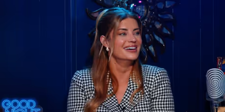 Hannah Stocking Reveals Her Self-Tattooed Feet Have a Full Conversation on GOOD NIGHT Photo