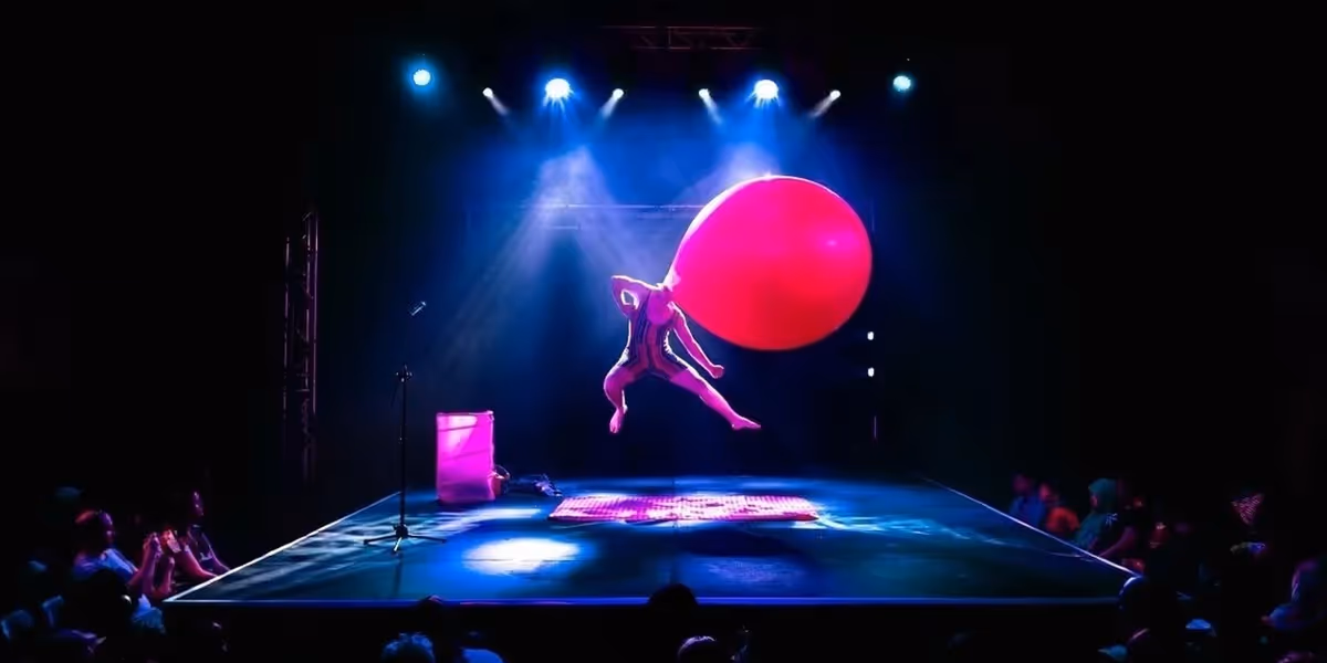 Headfirst Acrobats Will Perform Two Shows at Brighton Fringe