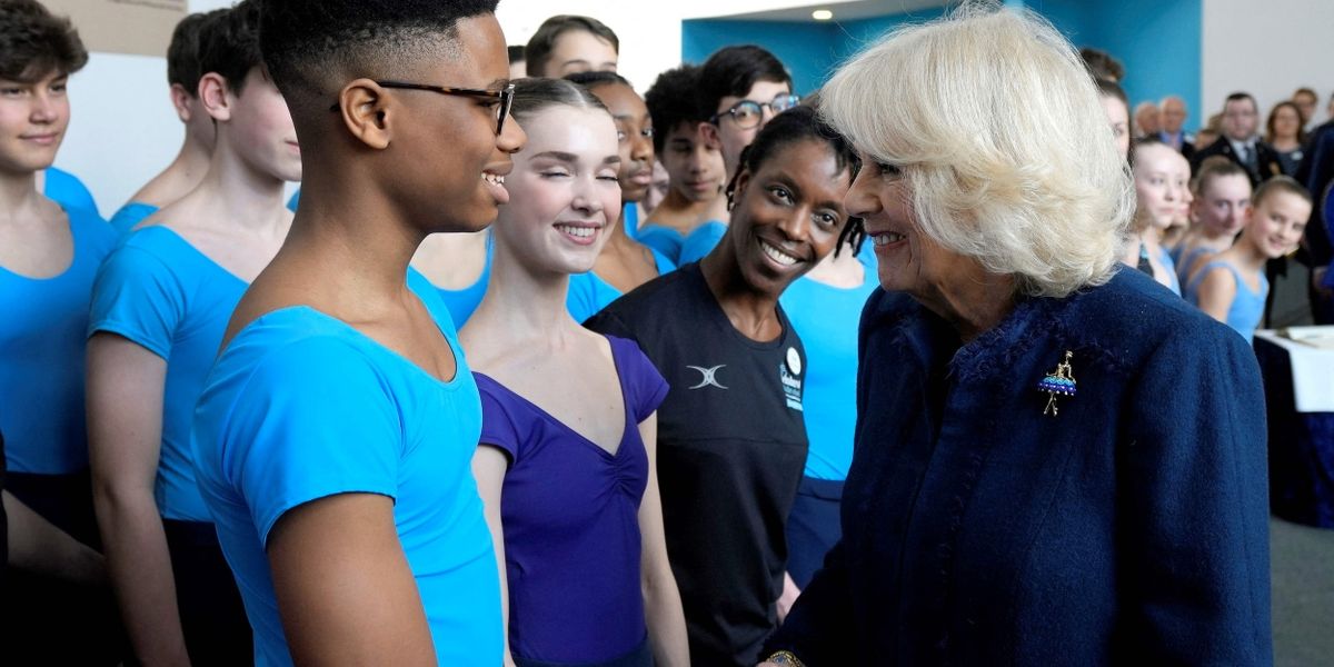 Her Majesty The Queen Retains Patrongage Of Elmhurst Ballet School