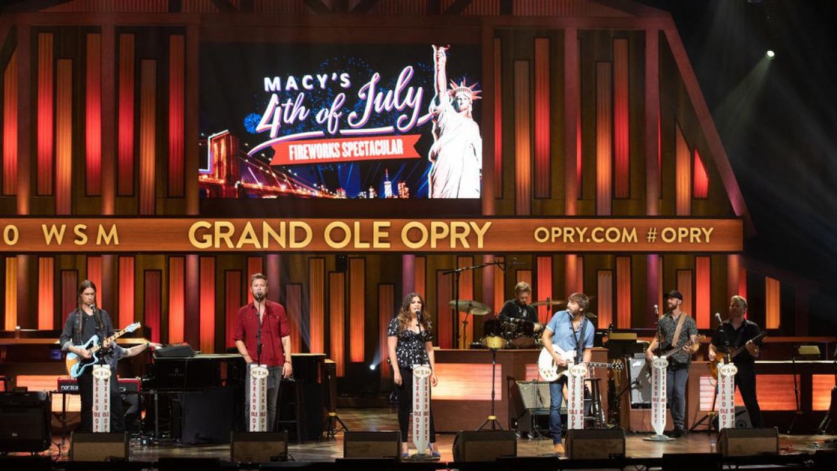 Hillary Scott Releases Solo Song 'Mama's Lullaby' Following Viral Video