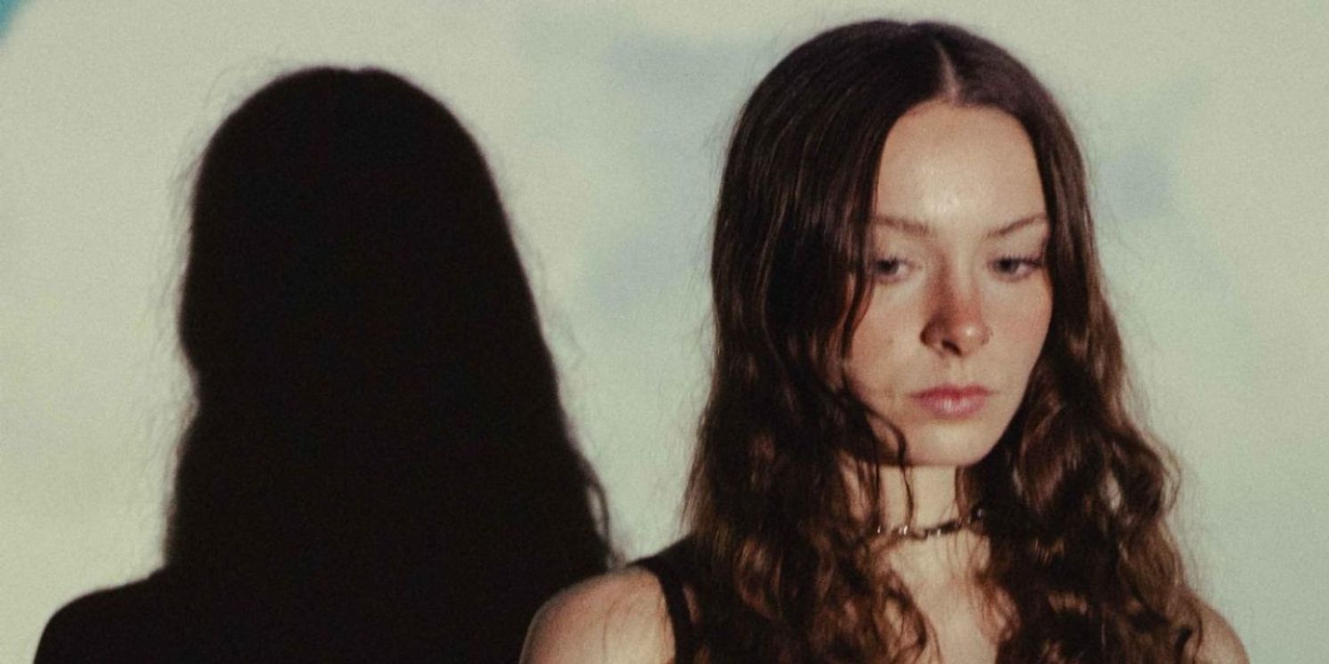 Holly Humberstone Shares Details On 'Work In Progress' EP To Be Released In March  Image