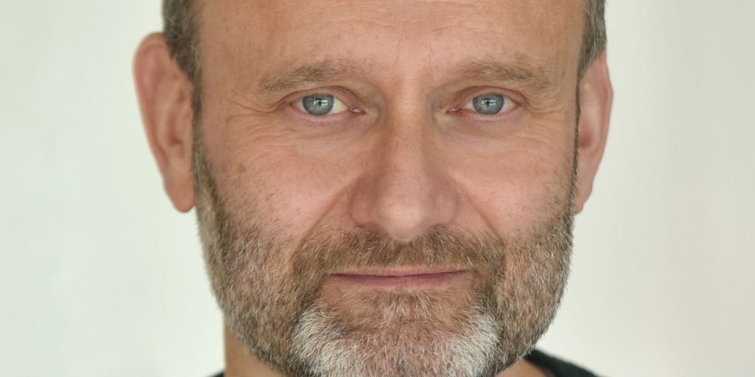 Hugh Dennis Joins BLEAK EXPECTATIONS as Guest Narrator For One Week Only  Image