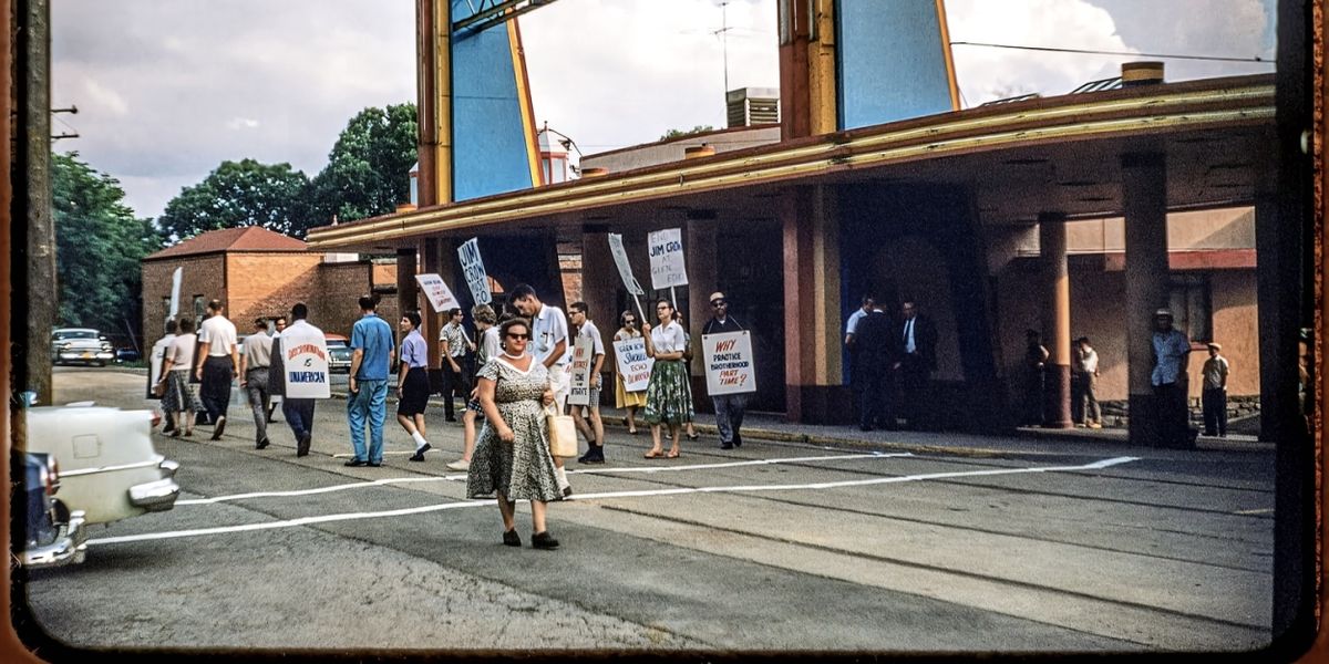 Holocaust Museum LA Presents Los Angeles Premiere Of AIN'T NO BACK TO A MERRY-GO-ROUND