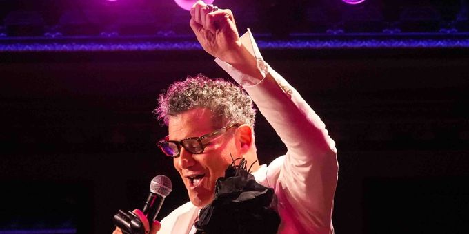 Photos: Isaac Mizrahi Performs at 54 Below Photos