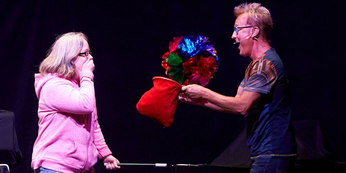 Illusionist Kevin Spencer Will Bring Arts-Integrated Teaching Methods To Oshkosh