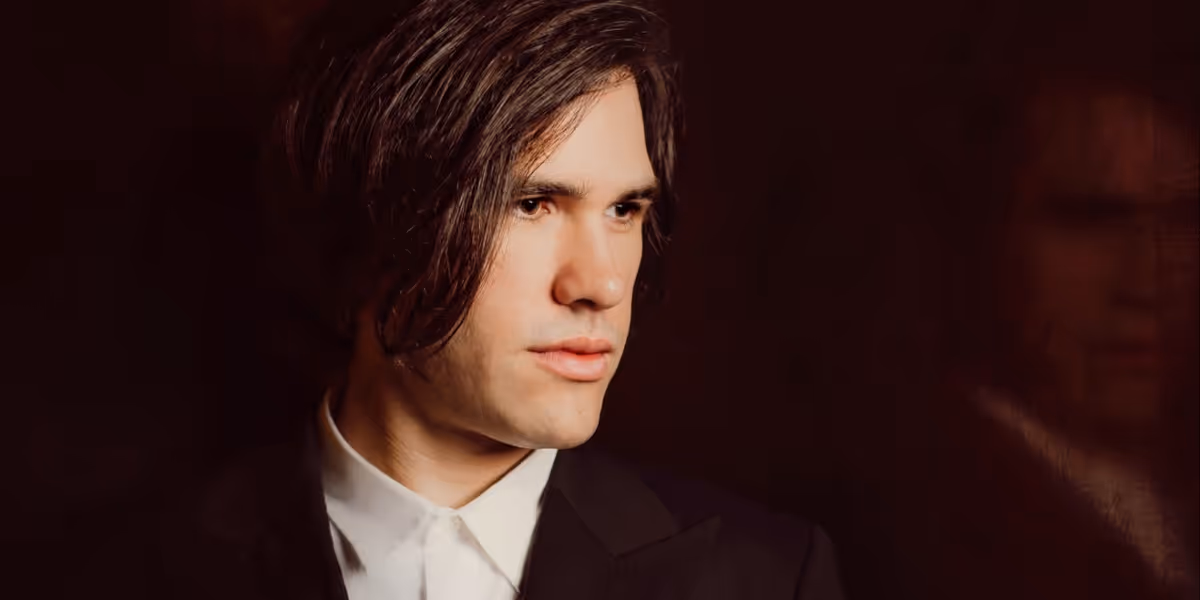 Illusionist Scott Silven Comes to Brighton Festival