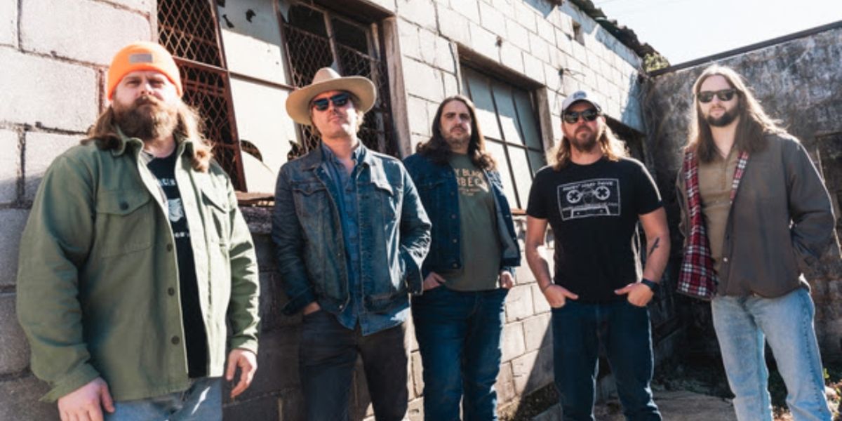 Independent American Rock Band The Vegabonds Confirm Young & Unafraid Tour