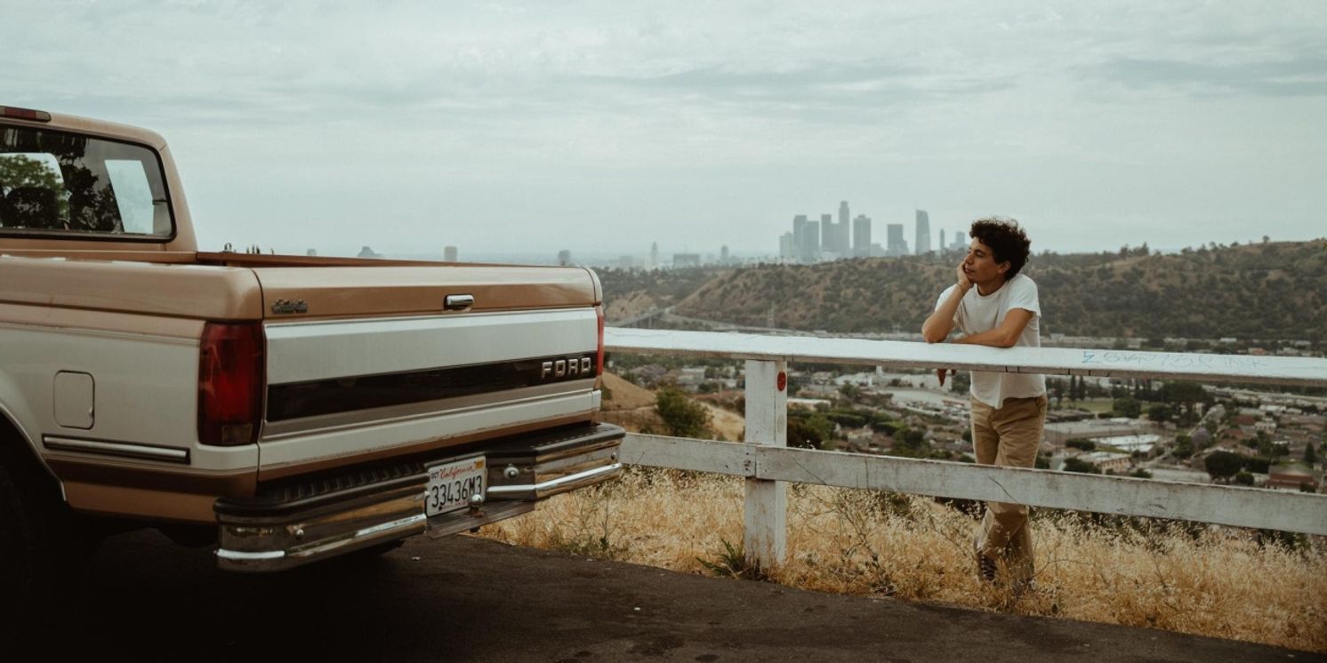 Indie-Pop Artist Windser Sets U.S. Tour with Yuno ​ ﻿﻿     Image