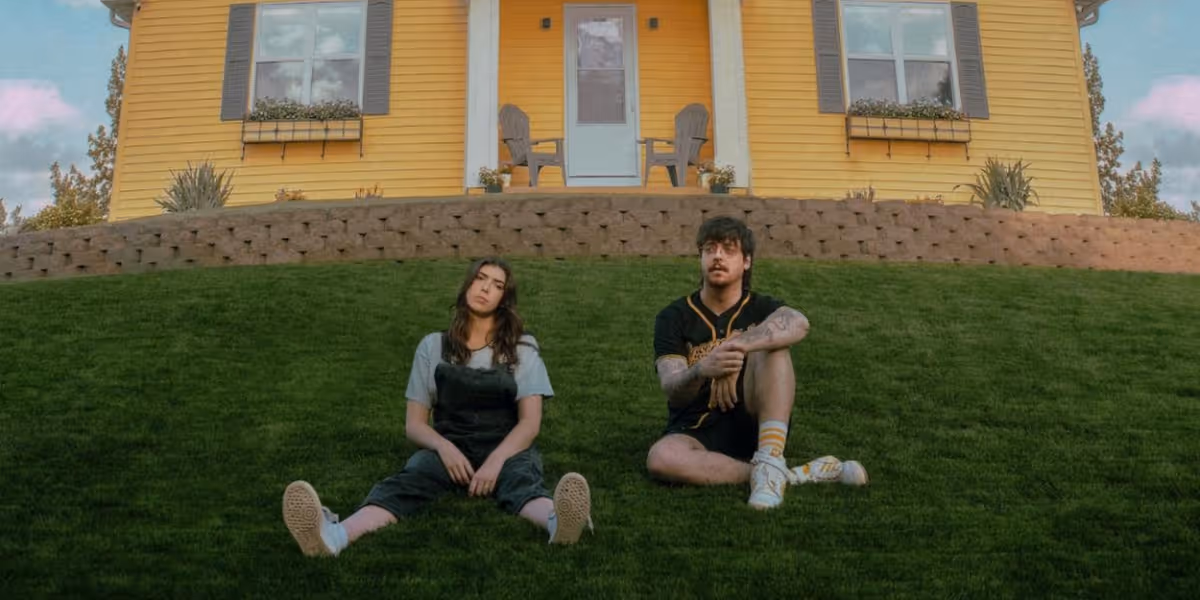 Indie Sibling Duo Durry Release Debut Album 'Suburban Legend'
