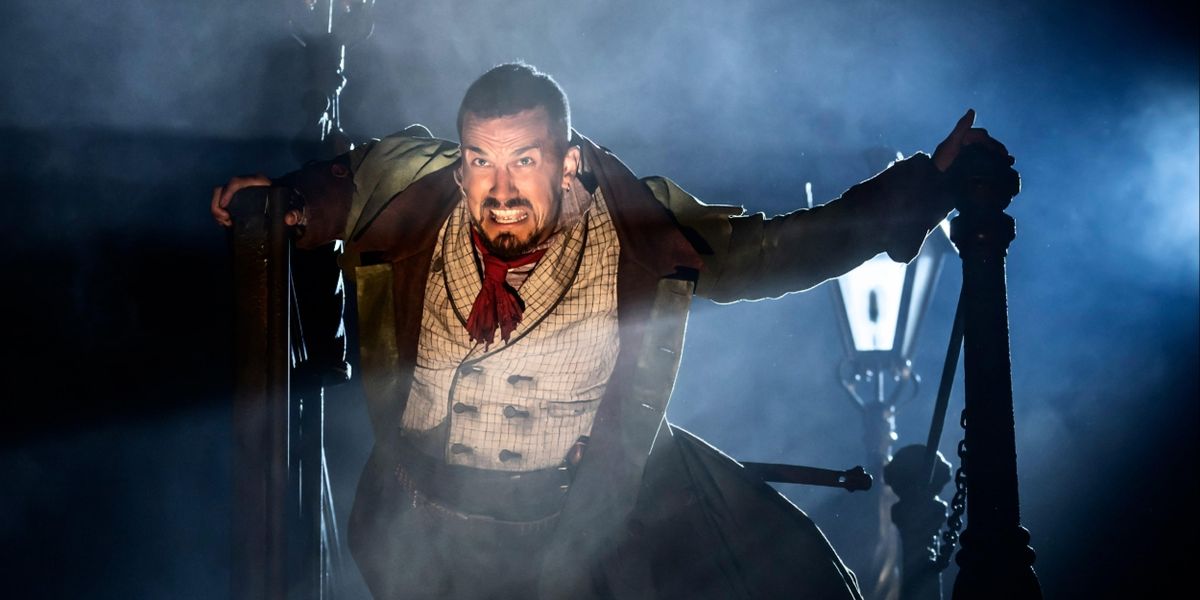 Interview: 'It's Very Emotionally Intense': Actor Aaron Sidwell on Playing Bill Sikes in OLIVER!