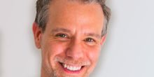 Interview: Adam Pascal Brings His Solo Show Back to Blue Strawberry Showroom and Loun