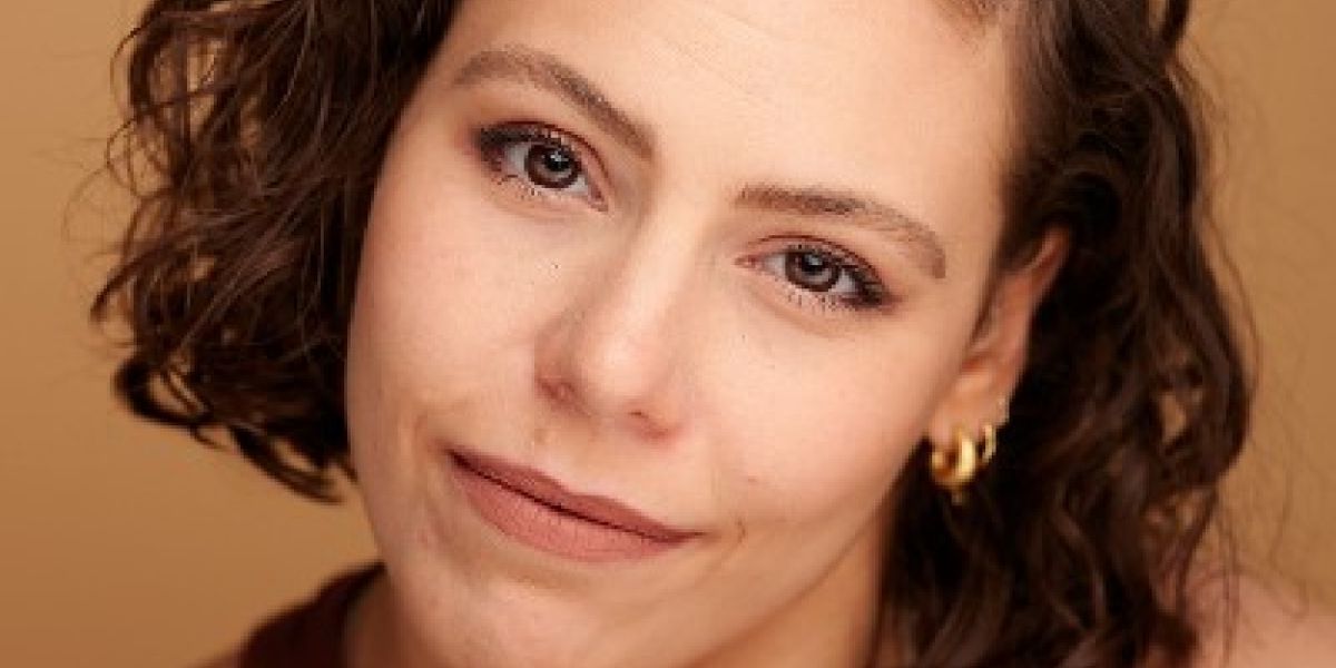 Interview: Ariel Shani of MEAN GIRLS at Theatre Under The Stars
