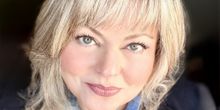 Interview: BILLYE JOHNSTONE of RONSTADT & KING at VITELLO'S swanky MARTINI LOUNGE wit