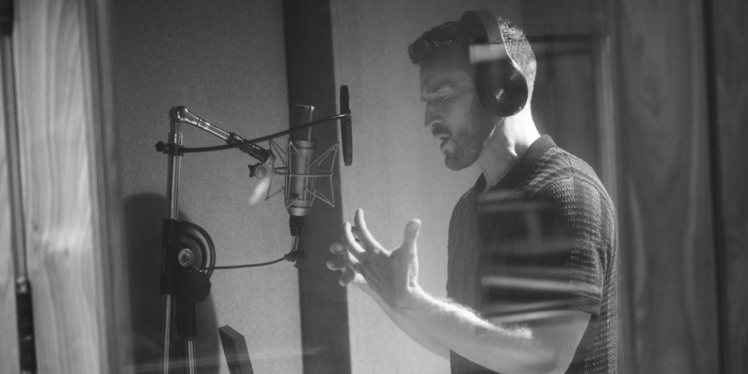 Interview: Claybourne Elder Celebrates IF THE STARS WERE MINE Album Debut at 54 Below  Image