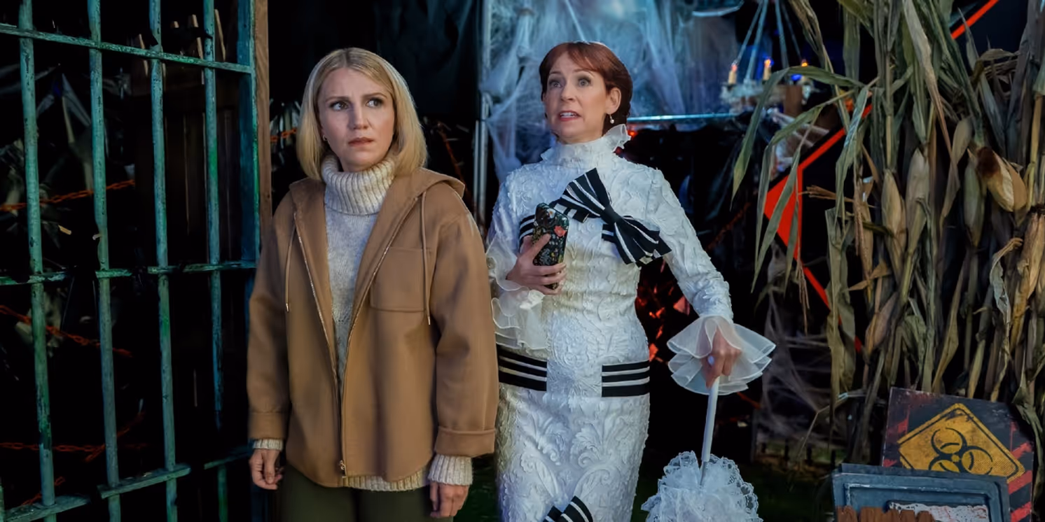 Exclusive: Costume Designer Daniel Lawson Breaks Down MY FAIR LADY Looks in ELSBETH  Image