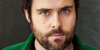 Interview: 'You Have To Bring Your Own Version To The Role': Actor David Fynn On Taking On BEETLEJUICE Photo