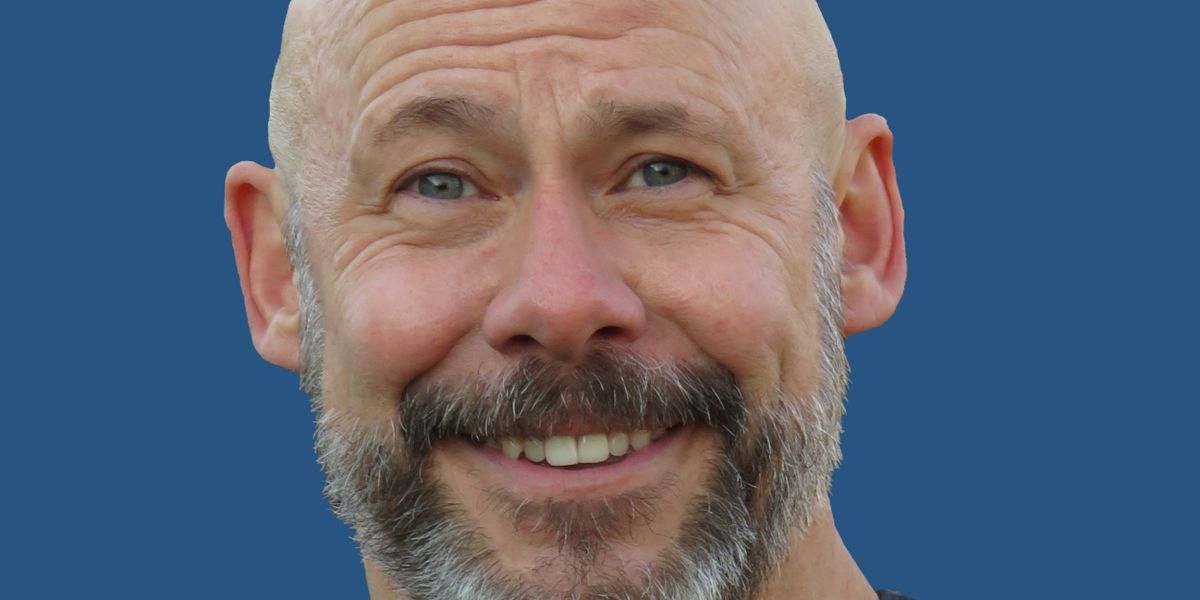 Interview: Dean Holt of ALICE IN WONDERLAND at Children's Theatre Company