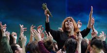 Hablamos con el equipo de LA ROSA DEL AZAFRÁN en el Teatro De La Zarzuela