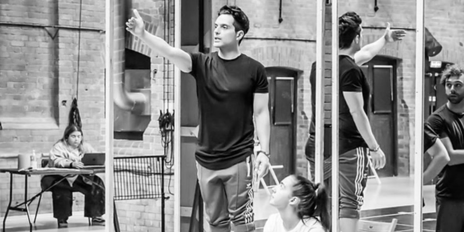 Interview: How Fabian Aloise Shaped the Movement of SUNSET BOULEVARD  Image