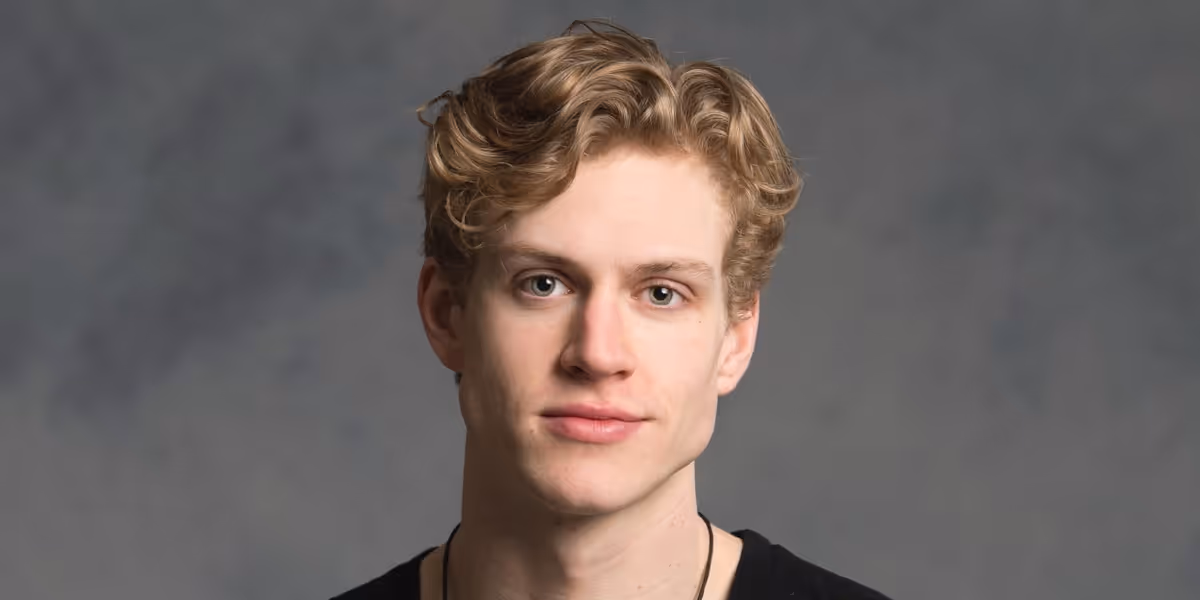 Interview: 'I'm Not a Horror Fan': Actor James Daly on Injuries, Superstitions and Bringing DRACULA, A COMEDY OF TERRORS to London