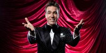 Interview: Jonathan Roxmouth returns home to Montecasino’s Teatro