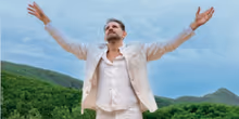 Interview: LUCA NOTARI - UN MONDO IN CUI CREDERE