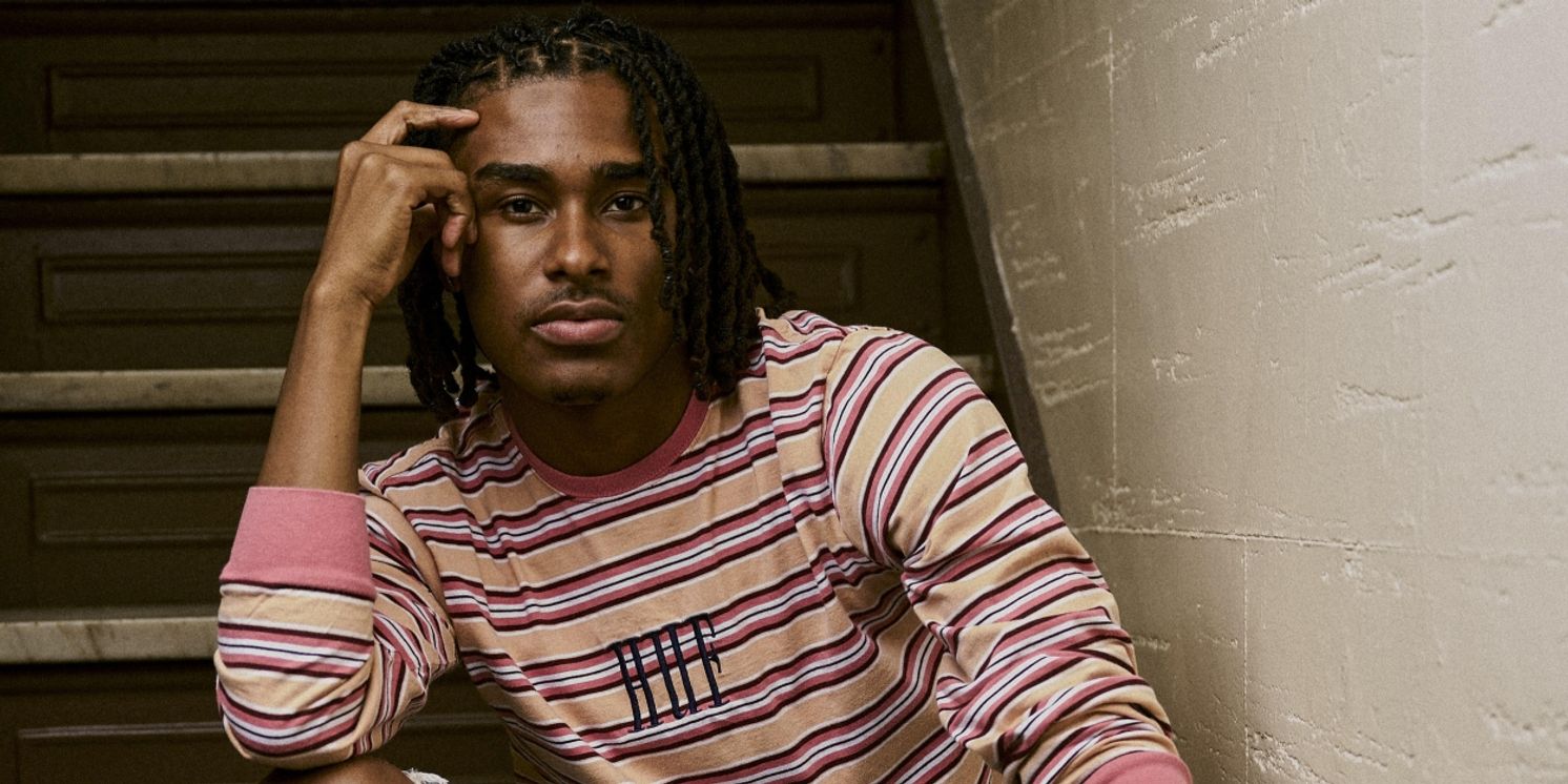 Interview: Lamont Walker II Talks Journey From MJ to Alicia Keys' HELL'S KITCHEN  Image