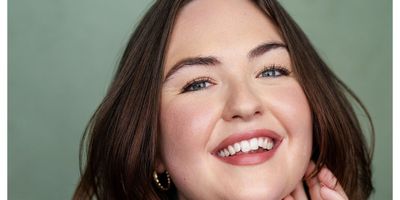 Interview: Lauren Quigley of ESCAPE TO MARGARETAVILLE at Cornwell's Dinner Theatre, Turkey Photo