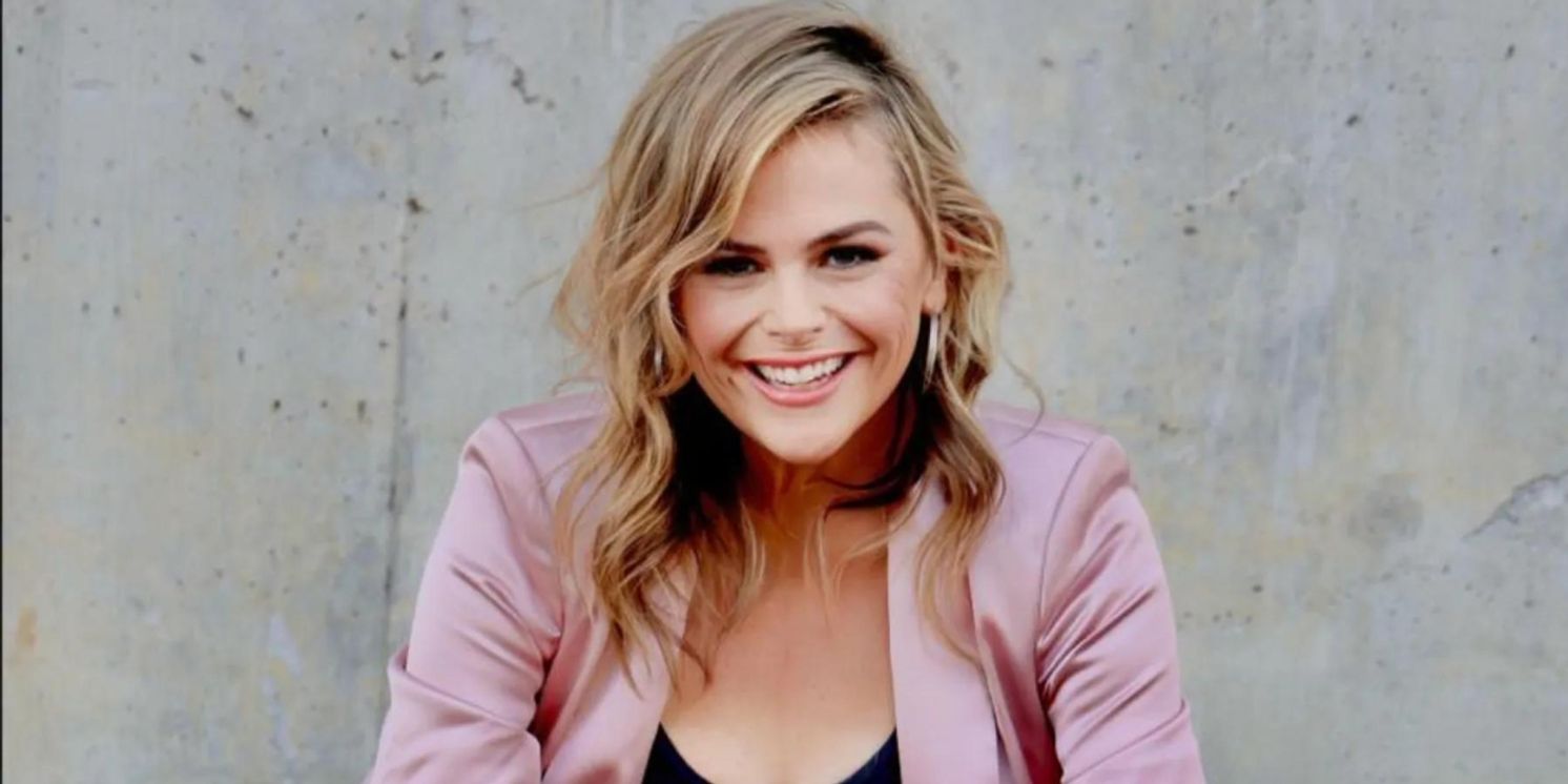 Interview: Lisa Donahey of ULTIMATE XANADU EXPERIENCE at The Colony Theater in Burbank, CA.  Image