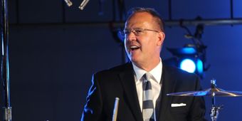 Interview: MATT JOHNSON of SWINGIN' THE DISNEY SONG BOOK! @ CAMPUS JAX NEWPORT BEACH Photo