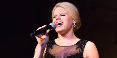 Interview: Megan Hilty Is Bringing New Songs and Personal Stories Back to Café Carlyle Photo