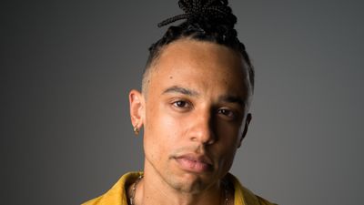 Interview: Oliver Edward of &JULIET (North American Tour)