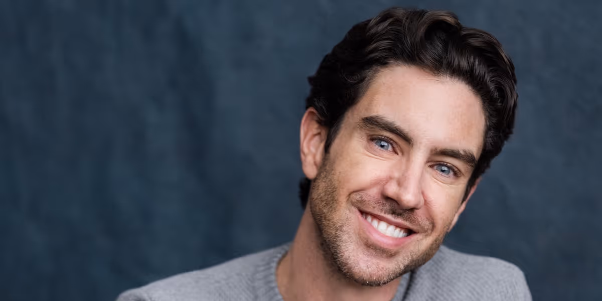 Interview: Robbie Simpson of FINDING MR. CHRISTMAS at Hallmark