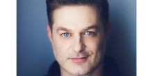 Interview: SPENCER PLACHY of DRACULA at CLASSICAL THEATRE COMPANY