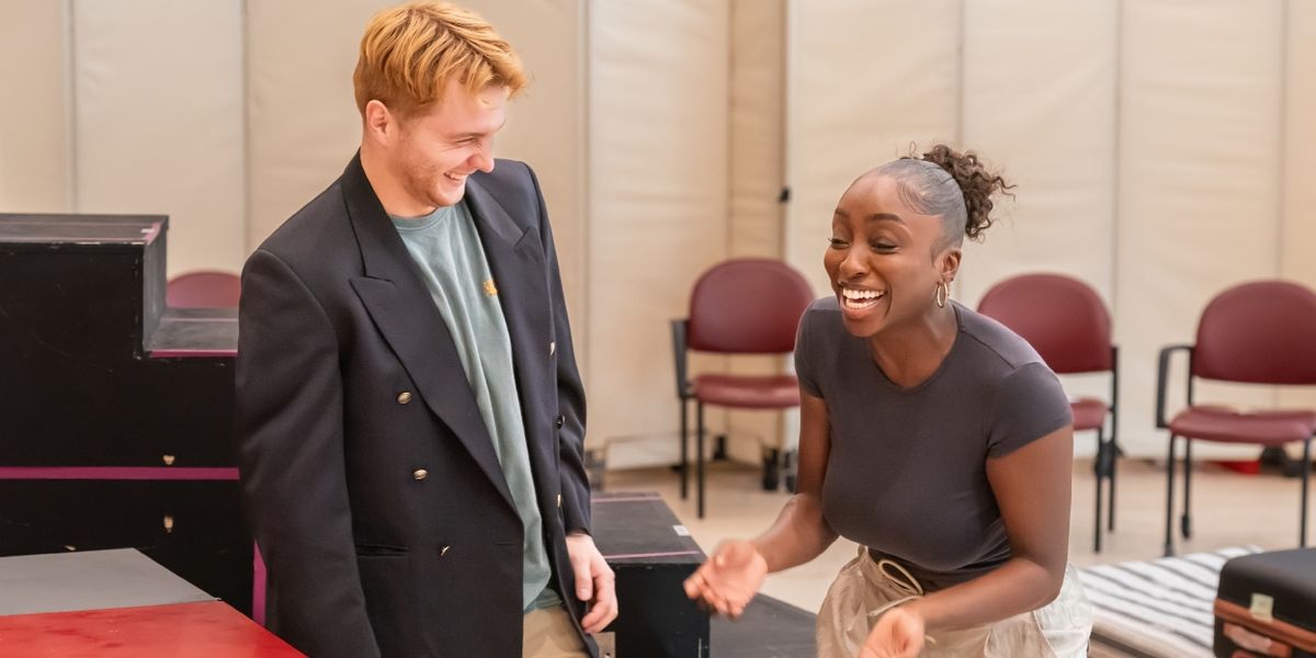Interview: 'You Sing Because Speech Does Not Convey What You're Feeling': Actors Sam Tutty and Dujonna Gift on TWO STRANGERS (CARRY A CAKE ACROSS NEW YORK)